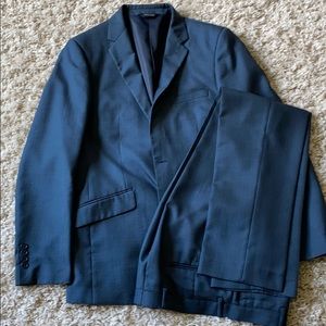 Lineage Navy men’s suit! Jacket 40L pants 34L